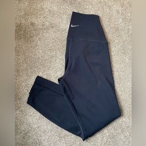 NWOT Nike Yoga Dri-FIT High-Waisted 7/8 Leggings